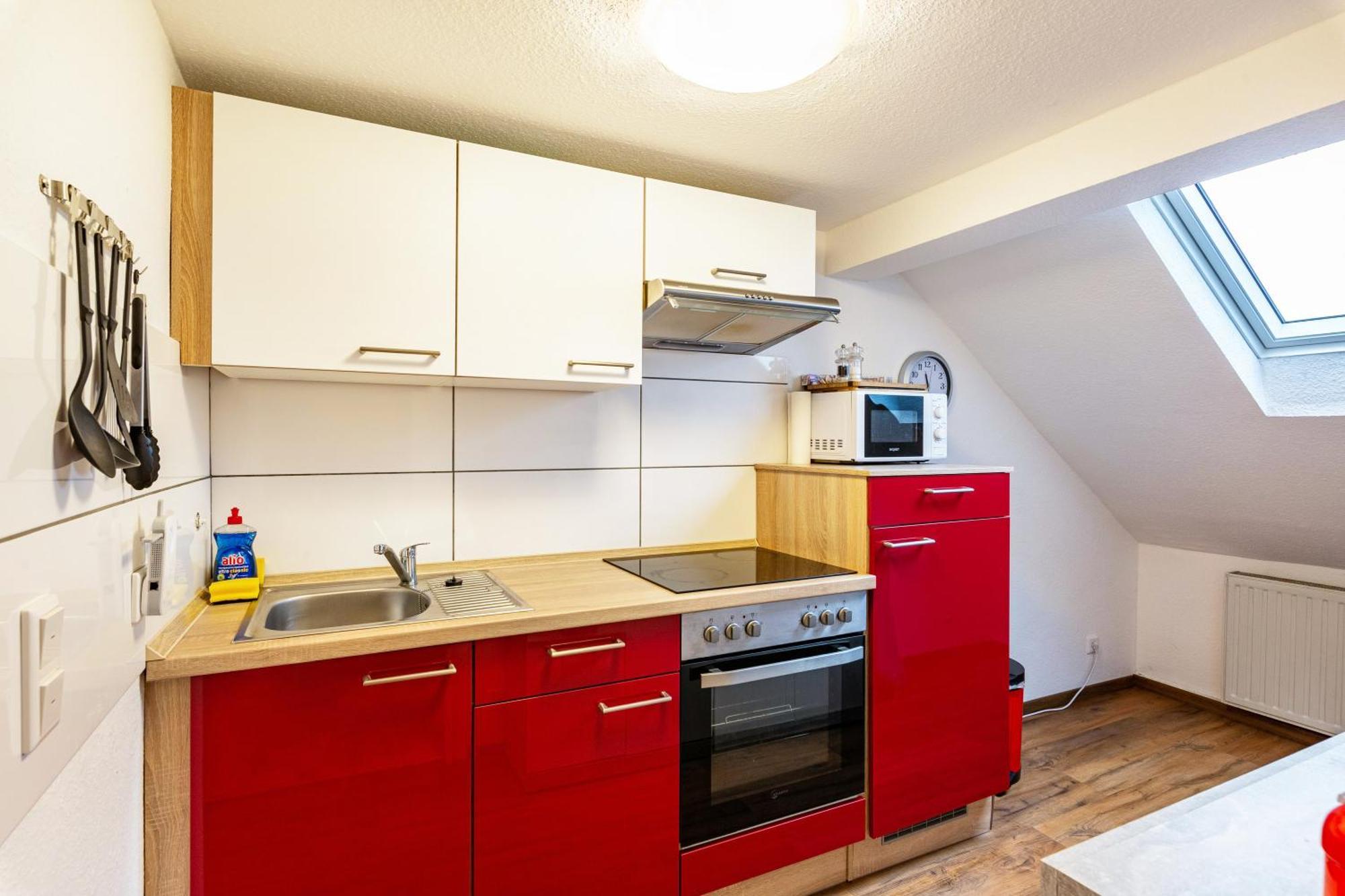 Tapas Restaurante 2 Apartment Фирзен Екстериор снимка