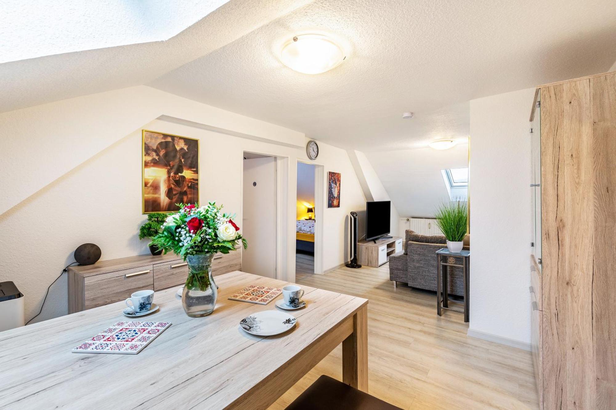 Tapas Restaurante 2 Apartment Фирзен Екстериор снимка
